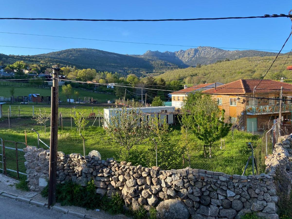 El rincón de Siete Picos Cercedilla Exterior foto
